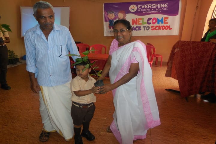 Evershine Residential School-Environment Day