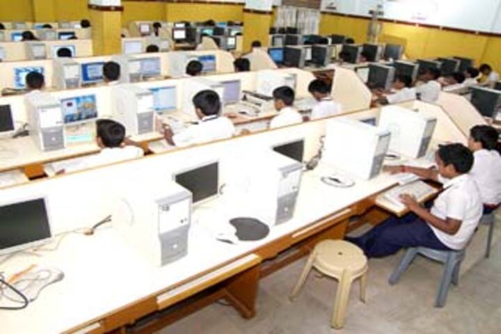 Christ Nagar English Higher Secondary School-Computer Lab