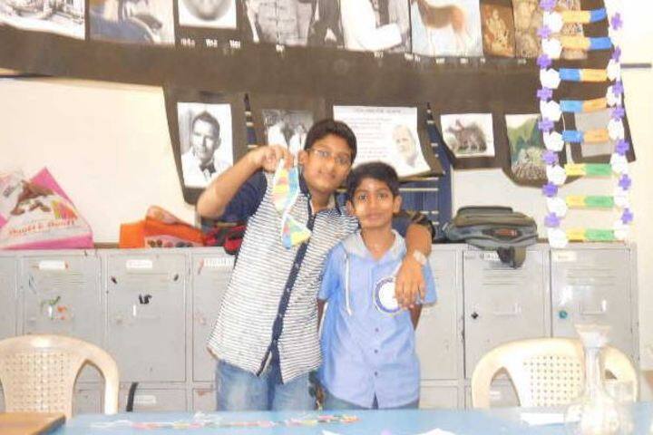 Sri Adwayananda Public School-Exhibition