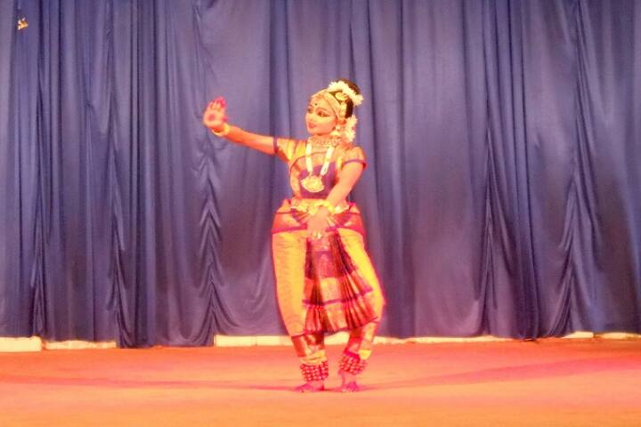 Bishop Speechly Vidyapeeth-Events dance