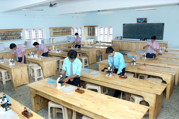 Kuriakose Elias English Medium School-Biology Lab