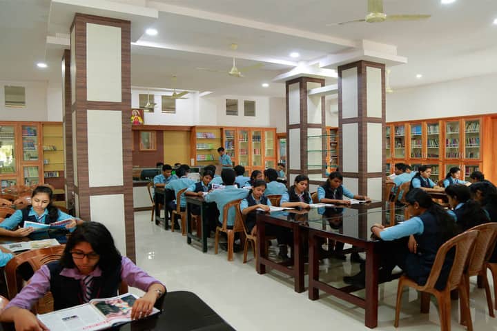 Kuriakose Elias English Medium School-Library