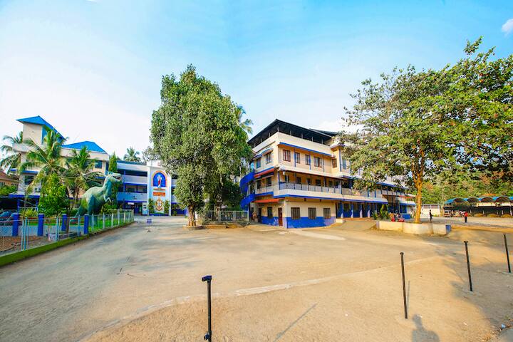 Sacred Heart Higher Secondary School & CISCE Junior College-School Building