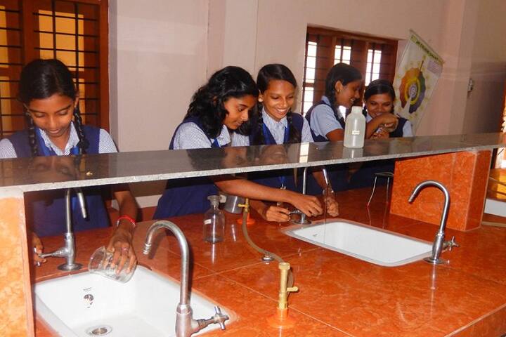 Nirmala Public School-Chemistry Lab