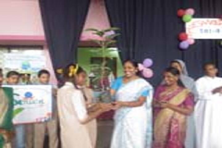 Mariam Thresia Public School-Plantations