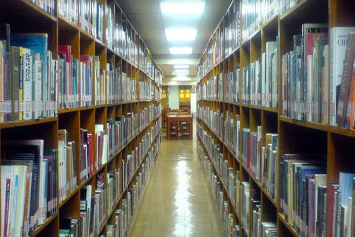 Sree Rama Vidyalaya-Library