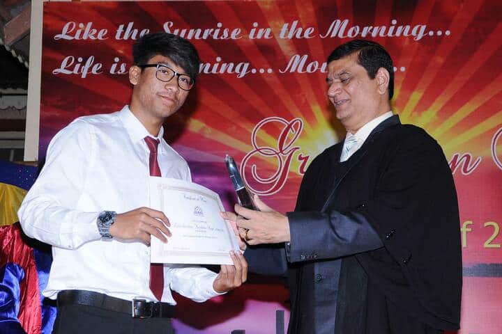 Mysore Public School-Certificate Distribution