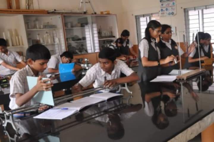 Sri Siddhi Vinayaka Residential School-Physics Lab