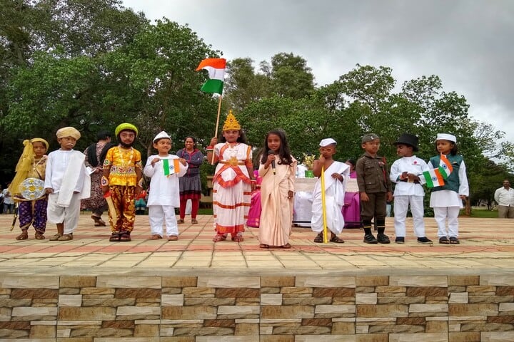 Bishop Sargant School-Fancy Dress