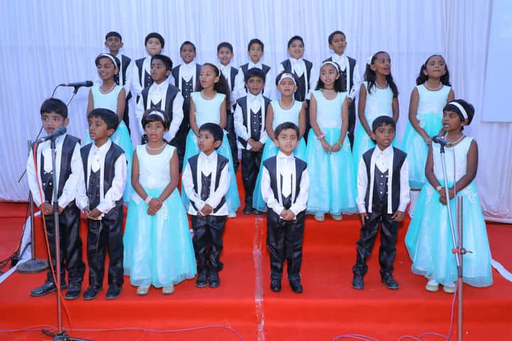 Acts Secondary School-Singing