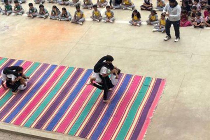 Rashtreeya Vidyalaya Public School-Yoga