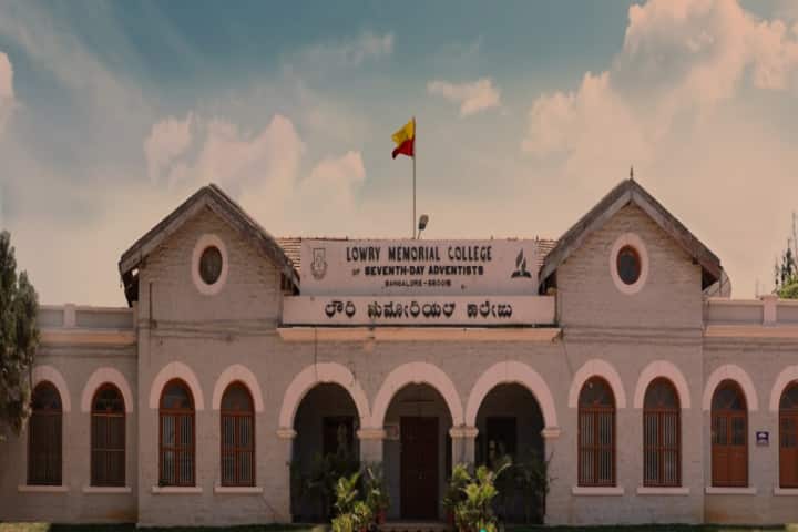 Lowry Memorial High School-Campus