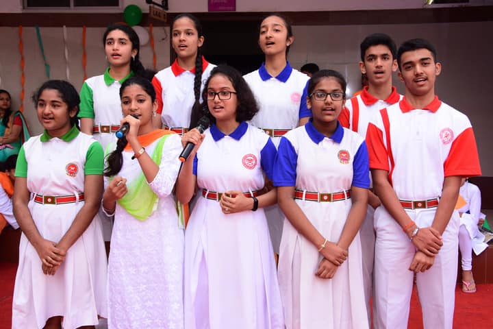R N S Vidyaniketan-Singing