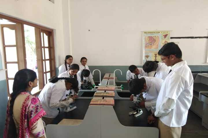 St Dominics School-Chemistry Lab