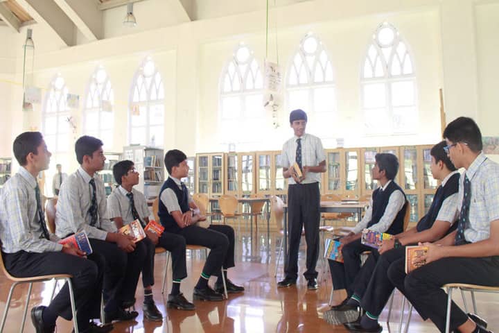 Sarala Birla Academy-Students in Library