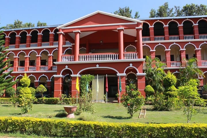 B M English School-Campus-View Front