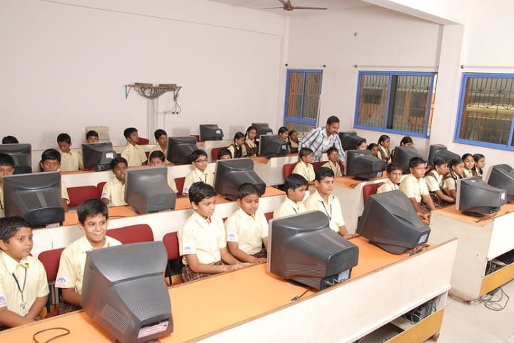 Basavarajeswari Public School And College-Computer Lab