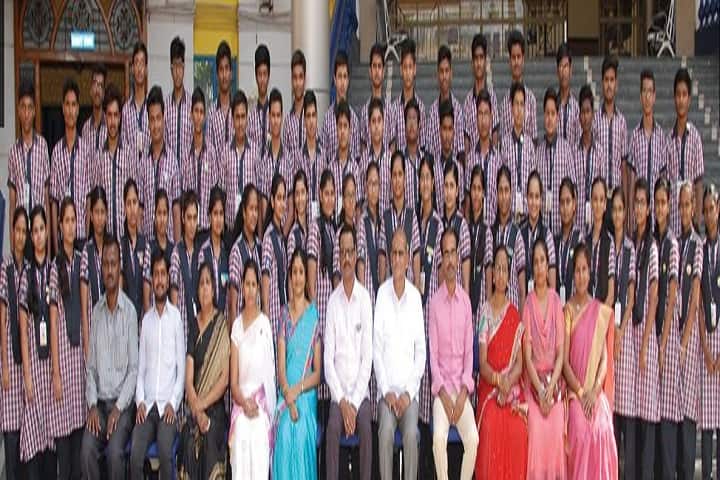 Basavarajeswari Public School And College-Group Photos