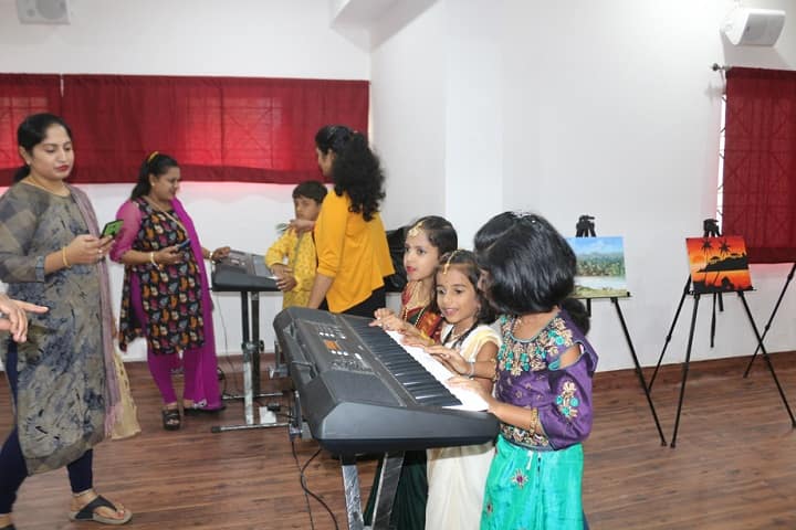 Bangalore International Public School-Music Classes