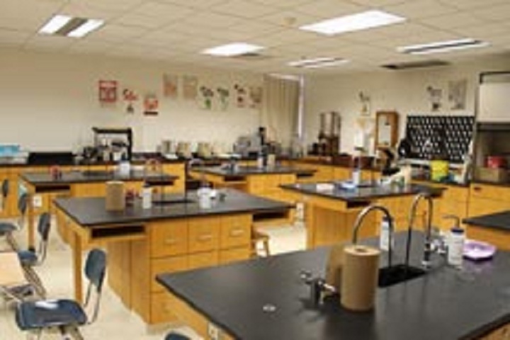 Holy Spirit School-Chemistry Lab