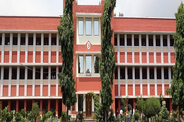 Kenneth George English School-Campus-View Front