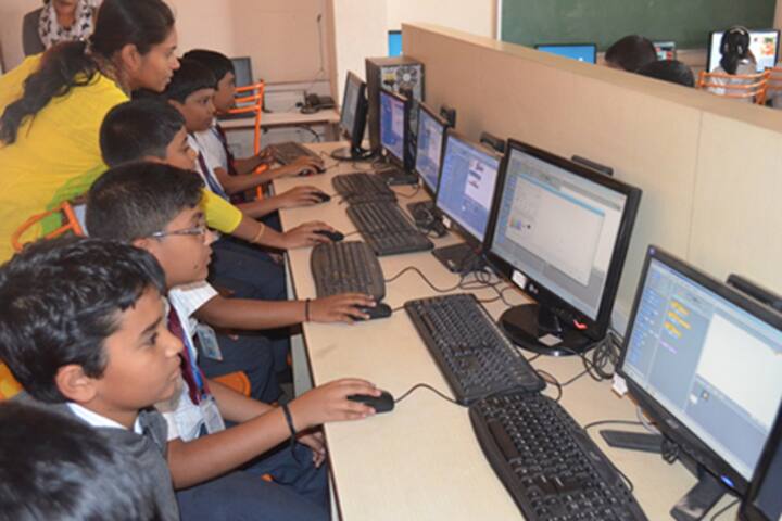 Anthony Claret School-Computer Lab