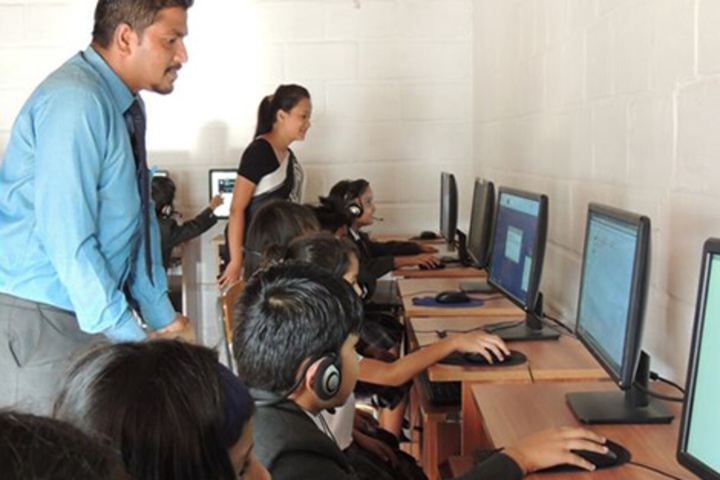 Nalanda Gurukula International School-Language Lab