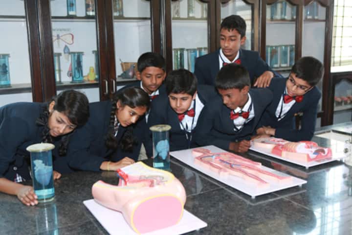 Nightingales English School Bengaluru-Biology Lab