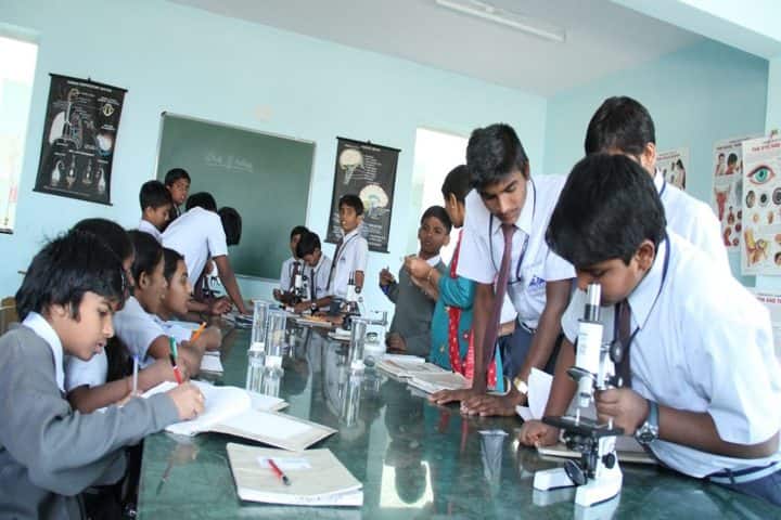 Federal Public School-Biology Lab