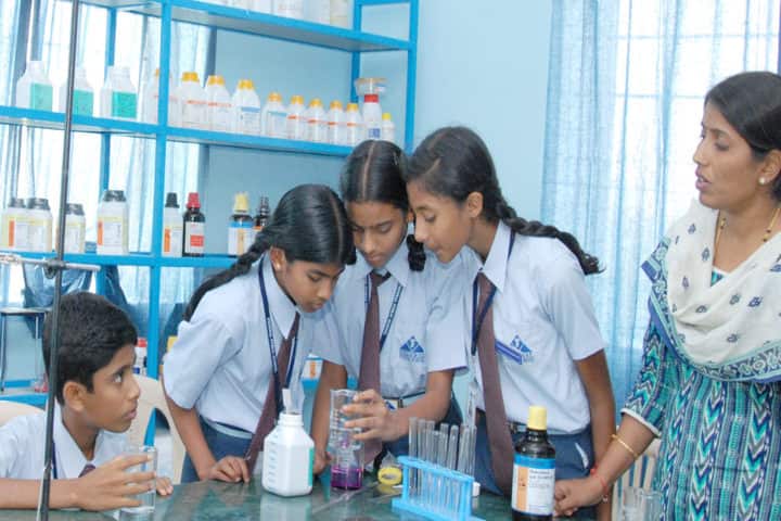 Federal Public School-Chemistry Lab