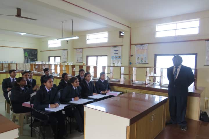 Flos Carmeli Convent School-Chemistry Lab