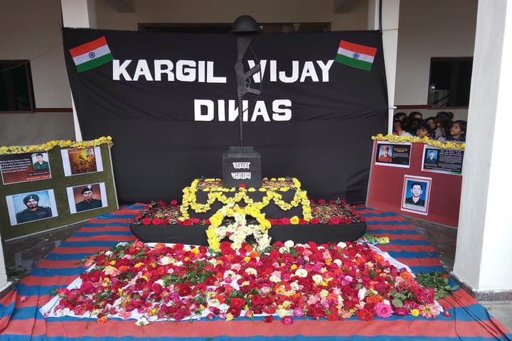 Shri Vivekananda Public School- Vijay Divas
