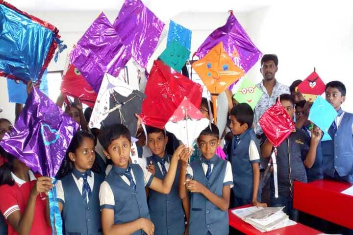 Shri Vivekananda Public School-Kite Festival