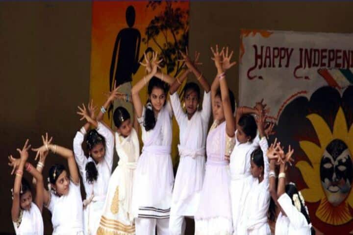 Beena Vaidya International Public School-Dance