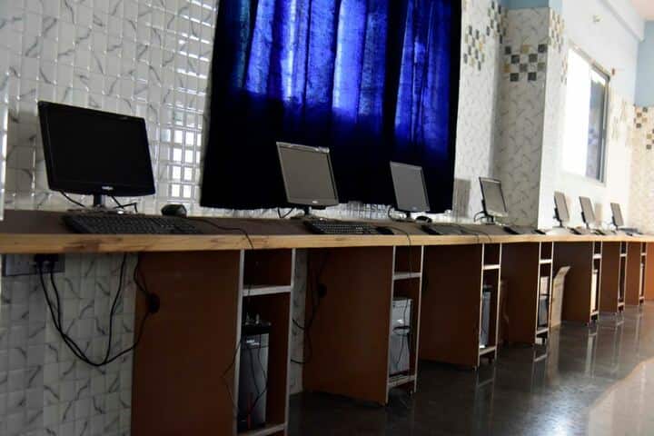 Twinkle United Public School-Computer Lab