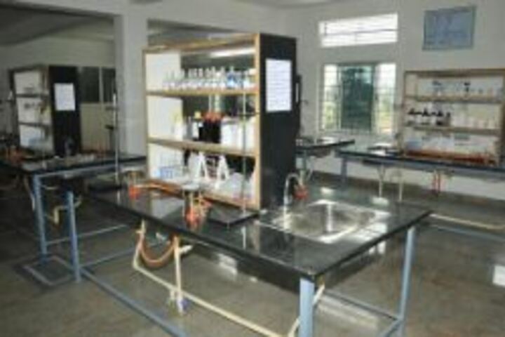 Vidya Samskruthi International School-Science Lab