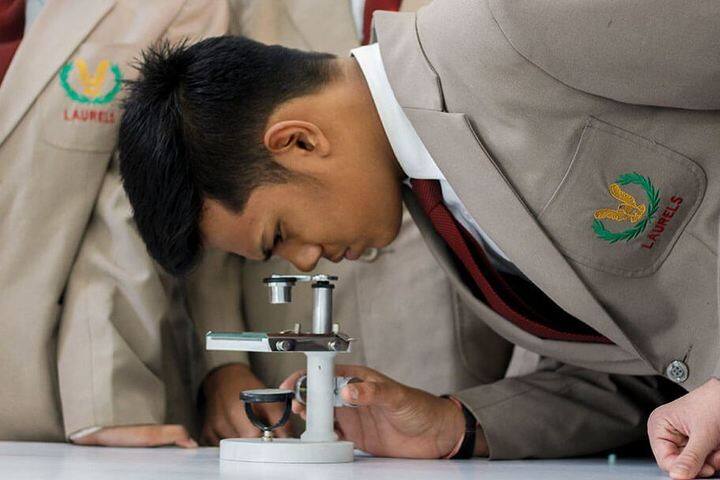 Laurels School International-Biology Lab