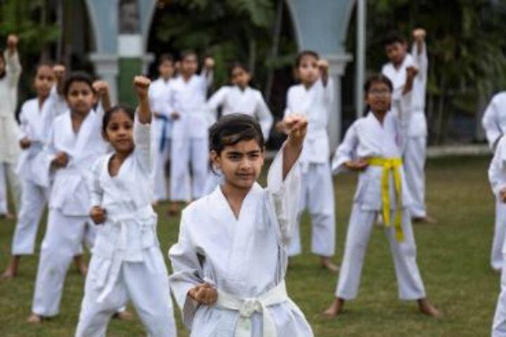Laurels School International-Karate