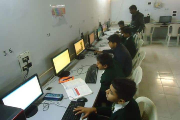 Rani Laxmibai Public School-Computer Lab