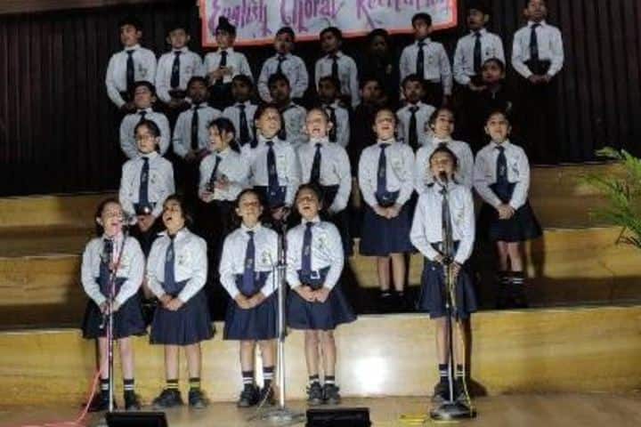 The Sanskaar Valley School-Choral Recitation