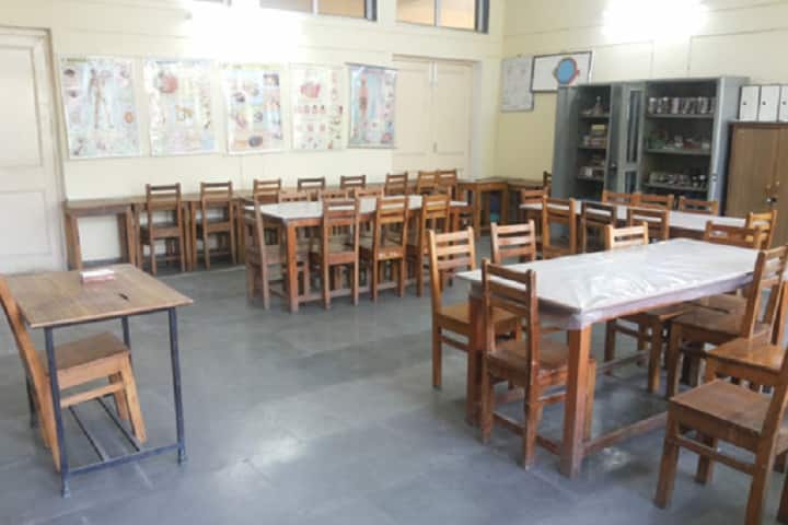 Christ Church Jabalpur Diocesan High School-Staff Room