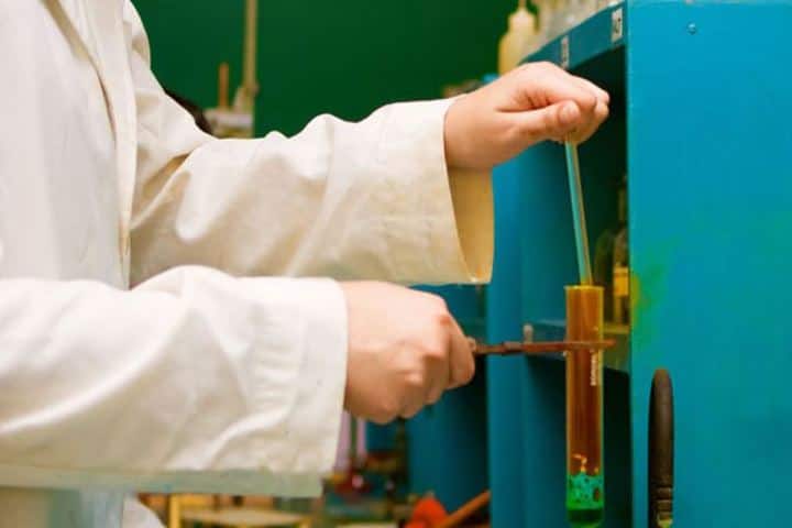 Progressive Education Iv School-Chemistry Lab