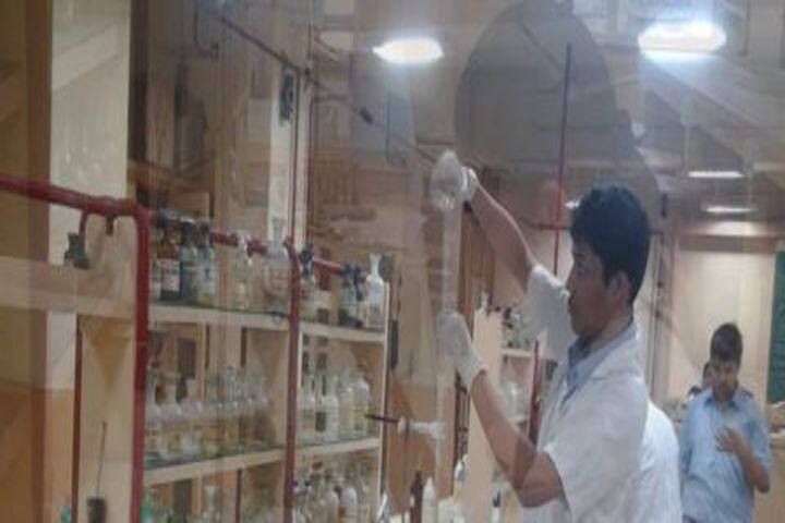 Bombay Scottish School-Chemistry Lab