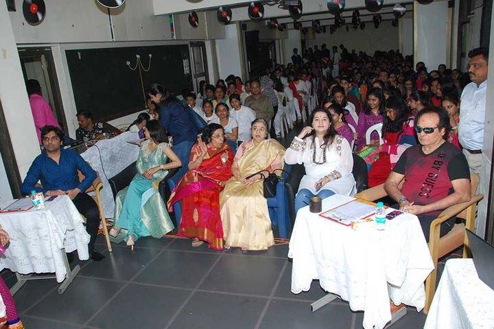 Greenlawns High School-Event