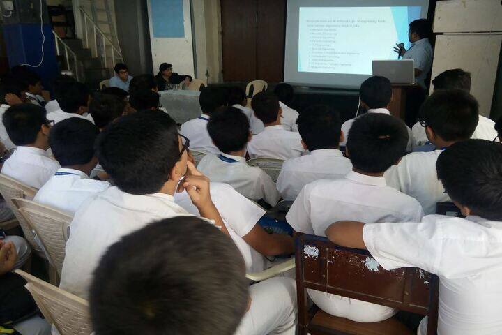 The Scholar High School-Digital Classroom