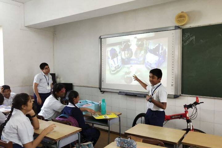 Jasudben M L School-Class Room