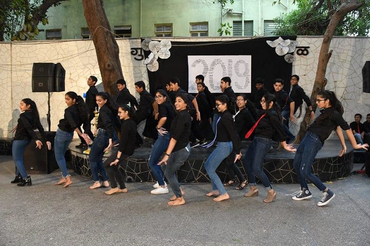 Jasudben M L School-Dance