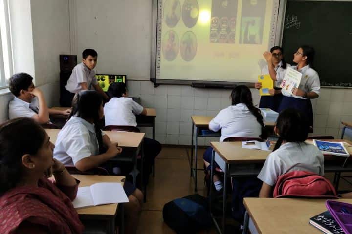 Jasudben M L School-Digital Class Room