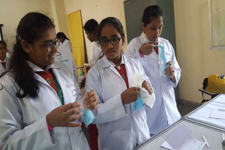Greenlawns School-Lab