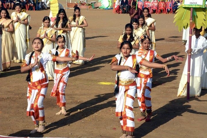 Barnes School and Junior College-Traditional Dance